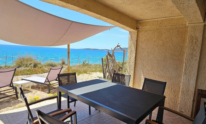 Grand Valinco Apartment | T3 Paradise on the beach, feet in the water