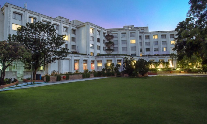 Banjara Hills Hotel | Taj Deccan