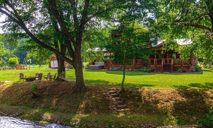 Blue Ridge Cabin | Take Me to the River – Blue Ridge, GA