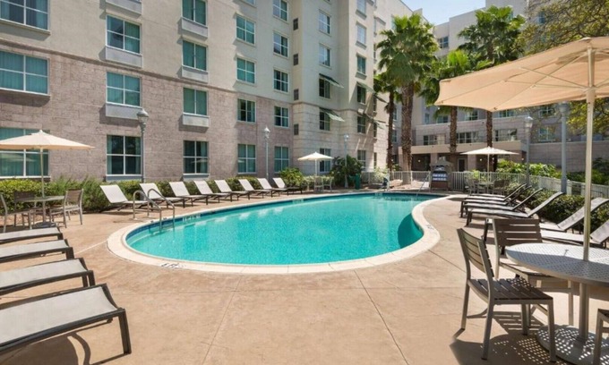 Westshore House | Take time out in Westshore, Tampa