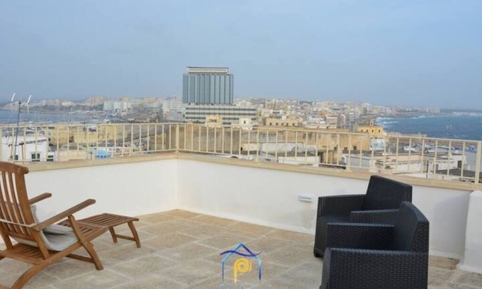 Gallipoli Historic Center Hotel | Talamo Court Room - Scaglione Palace