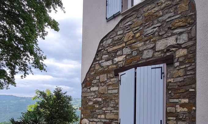 Montefiorino House | Tana della Lavanda