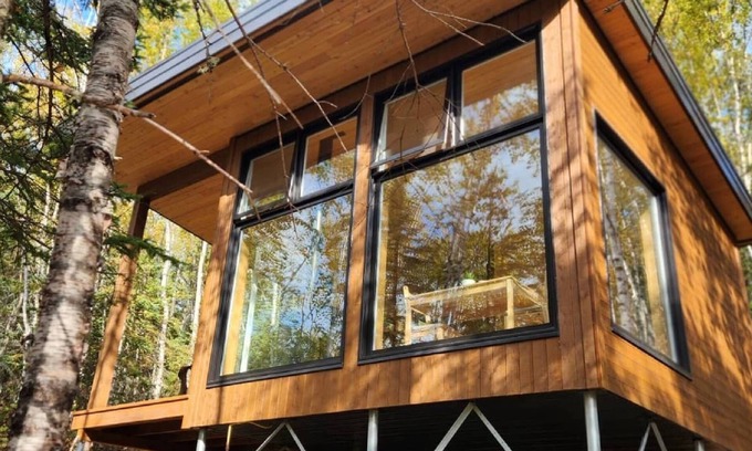 Baie-St-Paul Ski Chalet | Tanières MicroChalets Carcajou