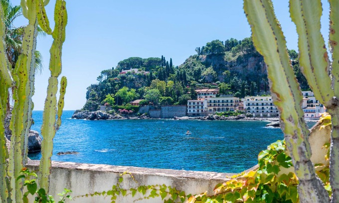 Mazzaro Apartment | TaoApartments - Casa Salina | Taormina Mare Mazzarò