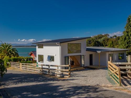 Kaiteriteri House | Tapu Bay Treasure - Kaiteriteri Holiday Home