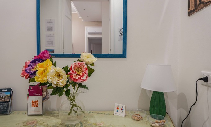 Kalsa Apartment | Tarì Apartment Deluxe, comfortable apartment in Liberty building