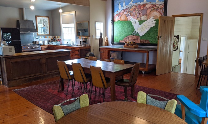 Daylesford House | Tasma House Daylesford Family/Groups - up to 16