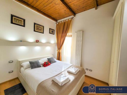 Old Town House | Tatiana - Historic House #DomusItaliane