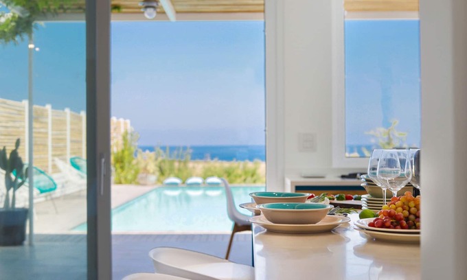 Monopoli Villa | TD Villa Levante Modern Luxury Villa with Sea View