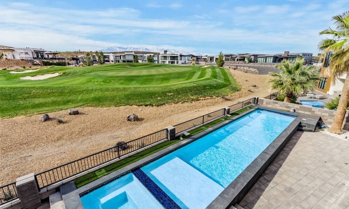 Hurricane House | Teed Up for Fun: Upscale Golf Villa ~ Pool/Hot Tub