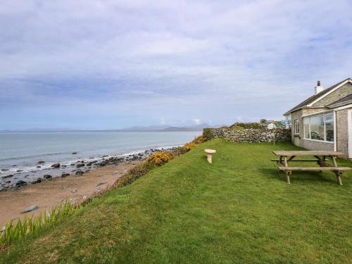 Llandanwg House | Tegawelon