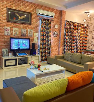 Tersusun Pundut House | Teluk Batik 17ParadiseHome Private Pool Karaoke Snooker BBQ 15pax