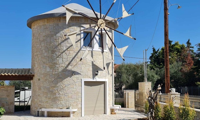 Valimitika House | Temeni Windmills