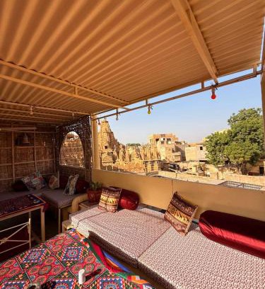 Amar Sagar Pol House | Temple View - Boutique Stay On Fort