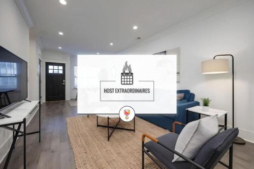 Charlotte Park House | Ten Minutes to Broadway Gorgeous Gated Townhome