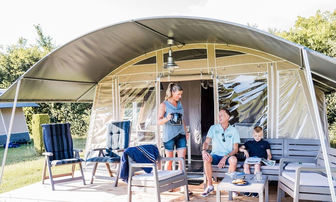 Coux-et-Bigaroque-Mouzens House | Tent Lodge in Dordogne near Scenic Views