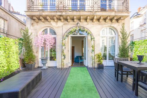 Nantes Centre Apartment | Terrasse Royale au Coeur de Nantes