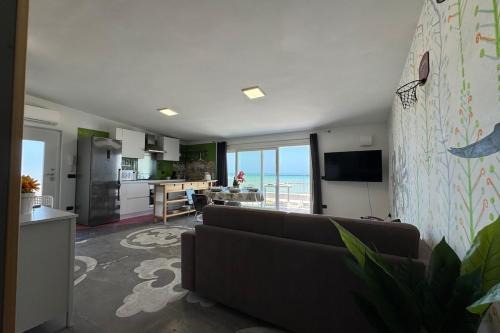 Casabianca di Fermo Apartment | Terrazzino Frontemare Wi-Fi Free Parking
