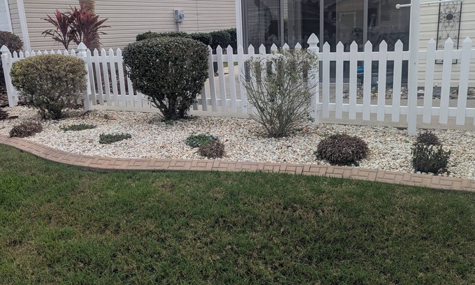 St. Charles House | Terrific 2 bed, 2 bath home in The Villages close to Sumter Landing w/golf cart