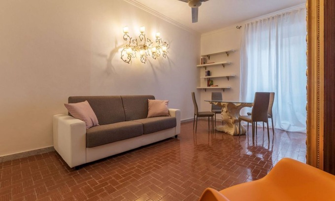 Testaccio Apartment | Testaccio Art & Design Flat BOOK NOW!