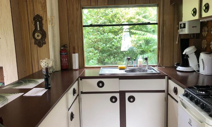 Municipality of Westvoorne House | That 70s caravan! Your vacation home in the wild