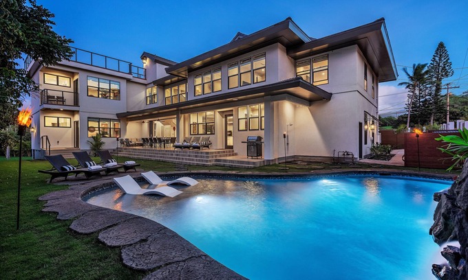 Napili House | The #1 Vacation Rental on Maui! Steps to Maui's Best Beach! Pickle Ball Ct!
