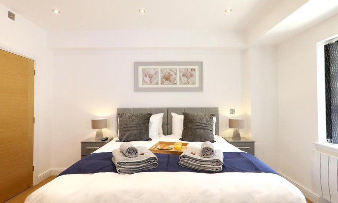 Norwich Apartment | The Admiral's Apartment