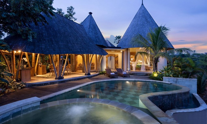 Lodtunduh Resort | The Alena Resort A Pramana Experience