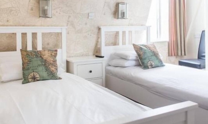 Cowes Hotel | The Anchor Inn