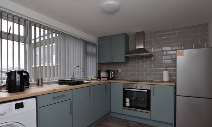Edern House | The Annexe at Brynogollwyd