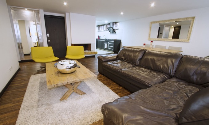 Zona Rosa Apartment | The apartment has a minimalist design Bogota ,