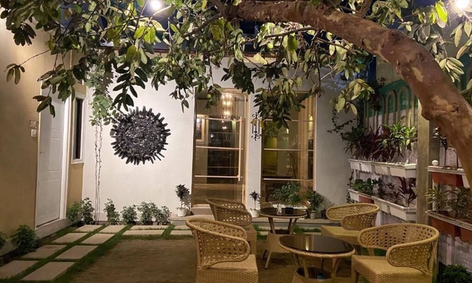 Varanasi Hotel | The Art Hotel by VIA VARANASI