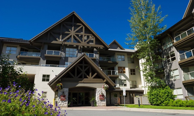 Upper Village Condo | The Aspens by Whiski Jack