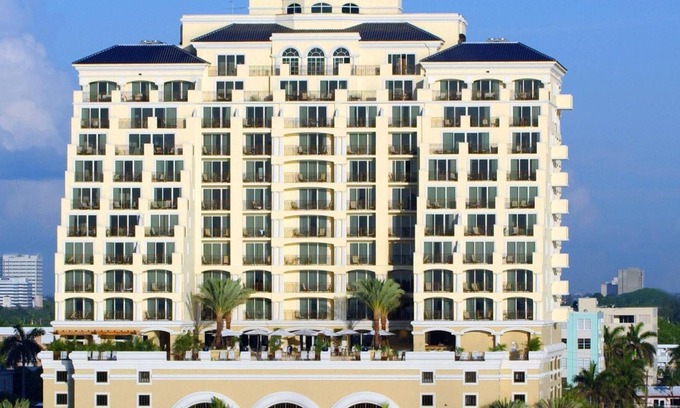 Central Beach Resort | The Atlantic Hotel and Spa 2 Bedroom Oceanfront Penthouse Suite