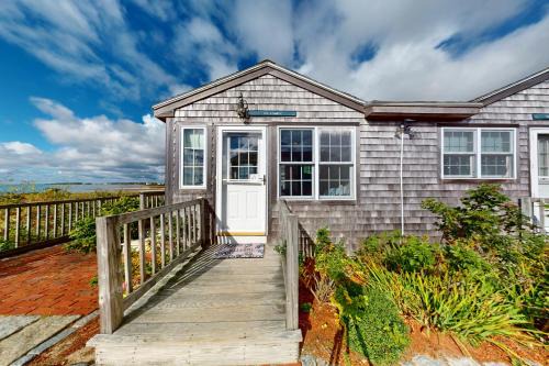 West Yarmouth Hotel | The Atlantic