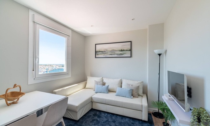 Vigo Apartment | The Attic of the Ría