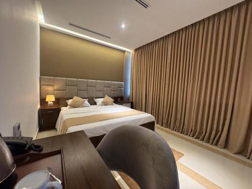 Kollupitiya Hotel | The Auresta Colombo
