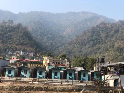 Shivpuri Resort | THE Badalstops by Om Ds
