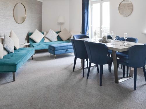 Blyth House | The Bandstand Sea View