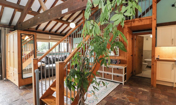 Chippenham Cottage | The Barn
