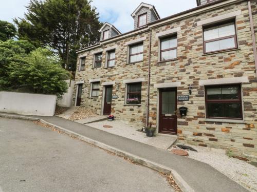Crantock House | The Beach Hut