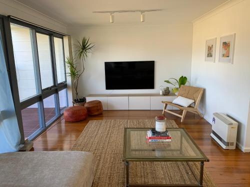 Sanctuary Point House | The Beachcomber