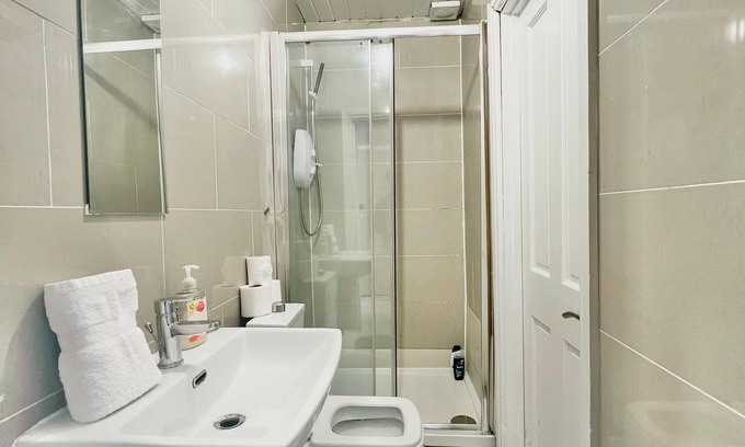 Downtown Tulsa Apartment | The Beacon Loft/Modern 1BR Downtown Apartment