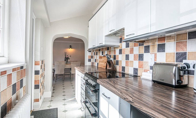 Bakewell Cottage | The Belle