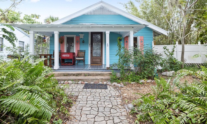 Bayou Shores Cottage | The Blue Bayou Cottage