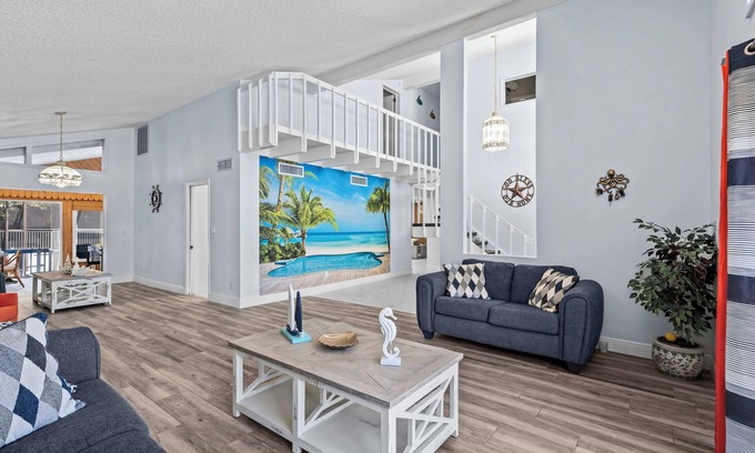 Belleair Beach House | THE BLUE ESCAPE.
