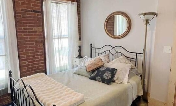 Rolla Apartment | The Bookend Loft Above Perched above historic Pine Street in downtown Rolla