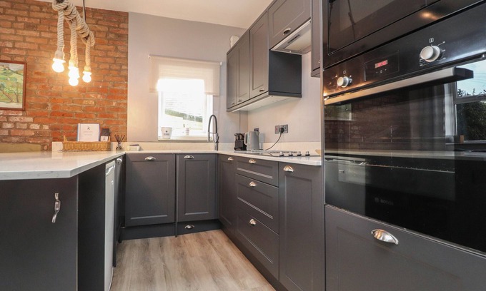 Lytham St. Anne's Cottage | The Bothy
