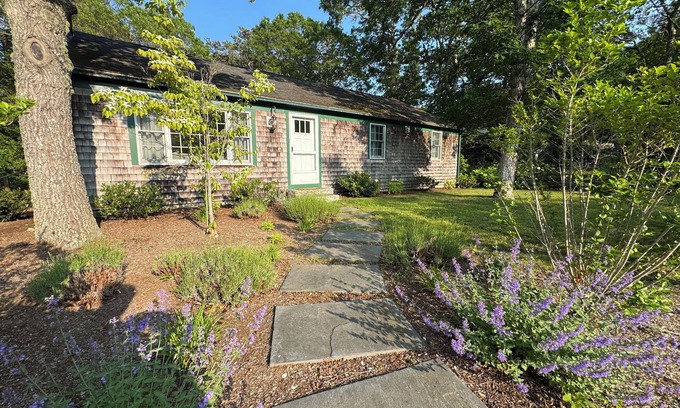 Brewster House | The Brewster Pearl
