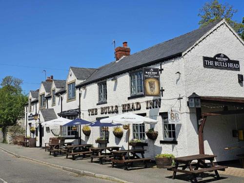 Foolow Bed & Breakfast | The Bull at Foolow